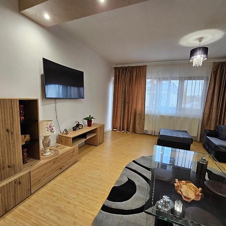 Didi Apartament Craiova Exterior foto